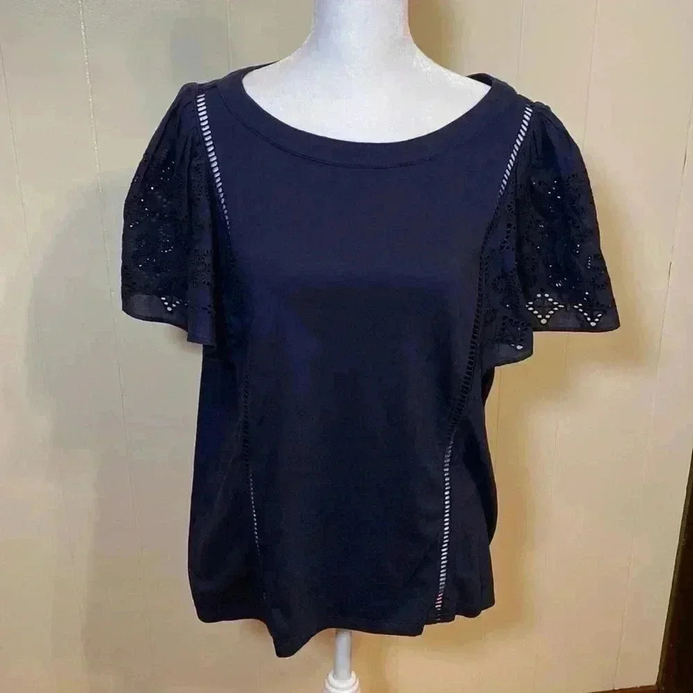 Banana Republic Black Eyelet Flutter Sleeve Shirt Top in Size Medium.
